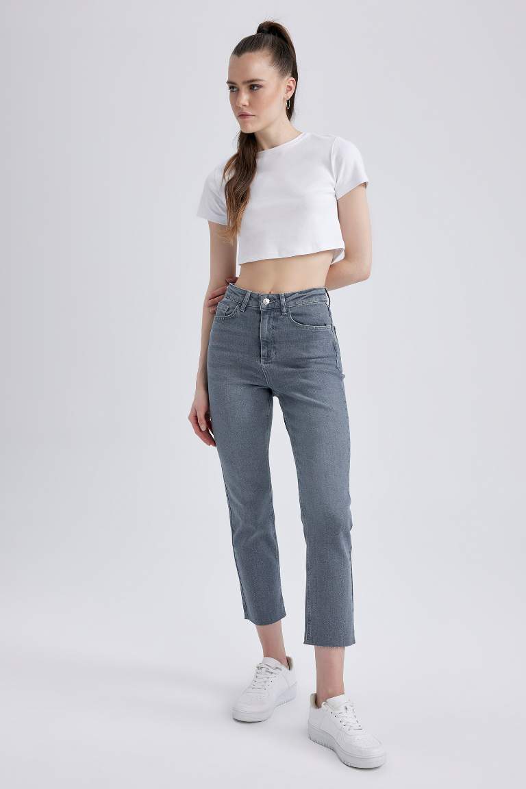 Mary Straight Fit High Waist Cropped Cut High Leg Jeans