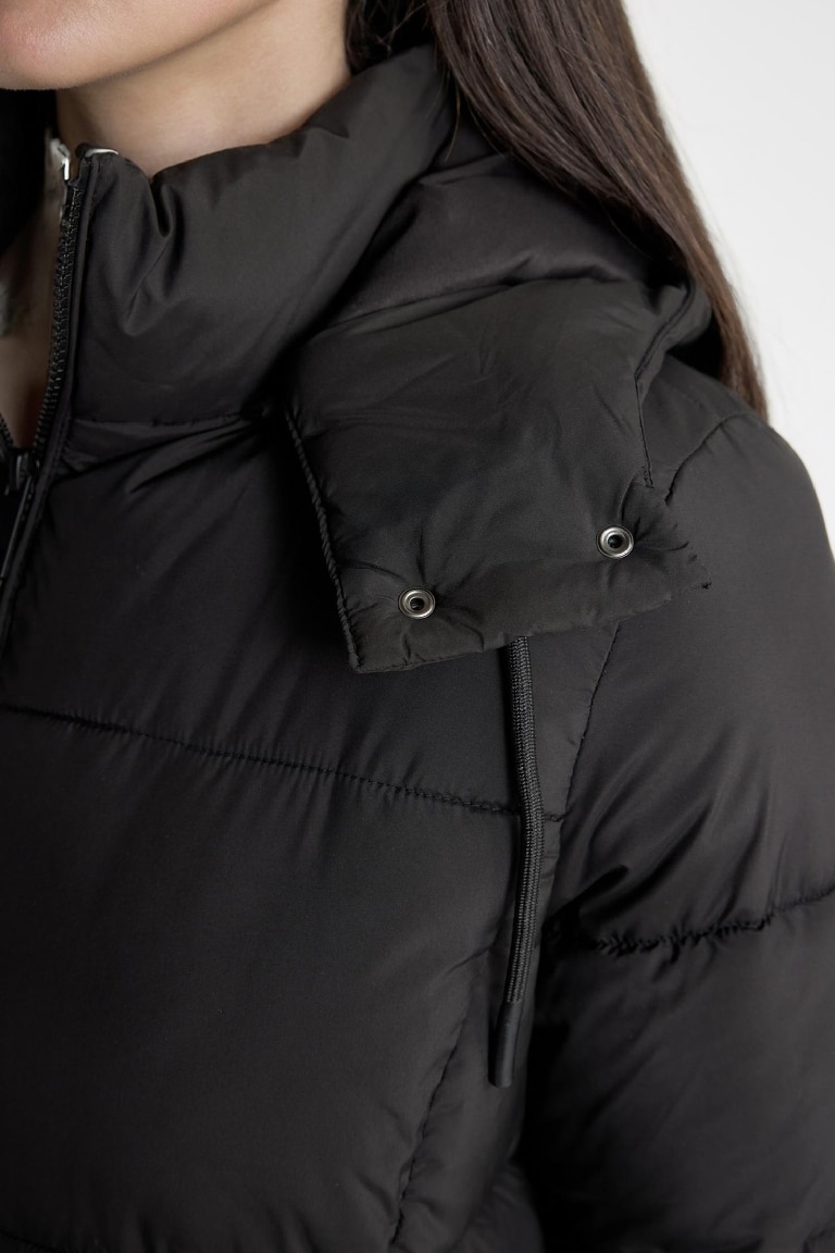 Puffer Şişme Uzun Mont Parka Su İtici Regular Kalıp Çıkarılabilir Kapüşonlu