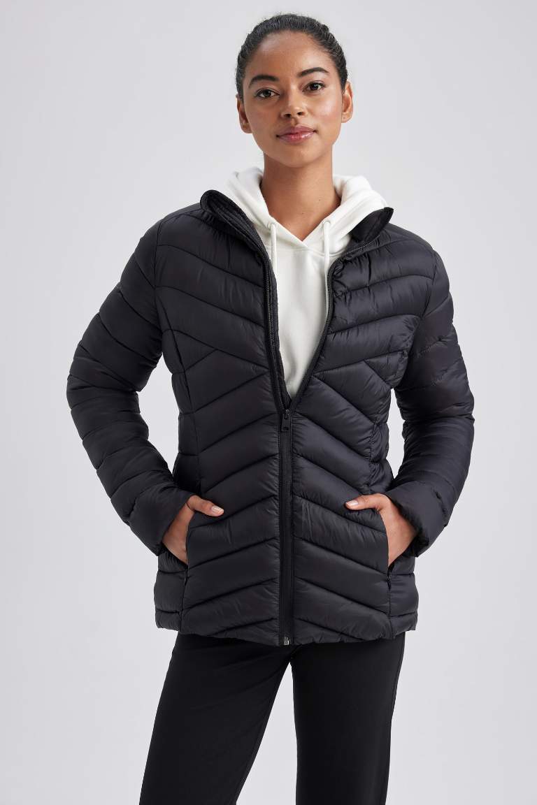 DeFactoFit Su İtici Slim Fit Ultra Hafif Kapitoneli Şişme Mont