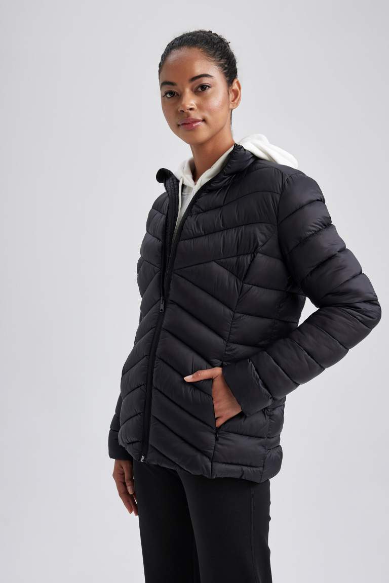 DeFactoFit Su İtici Slim Fit Ultra Hafif Kapitoneli Şişme Mont