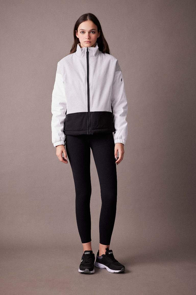 DeFactoFit Fermuarlı Cepli Spor Hafif Mont