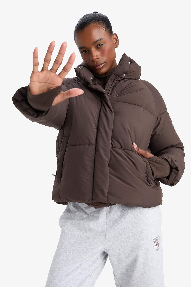 DeFactoFit Rüzgar Geçirmez Su Geçirmez Regular Fit Fermuarlı Çıtçıtlı Şişme Mont