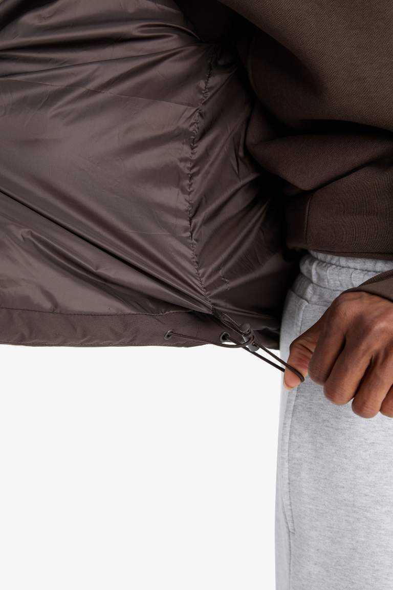 DeFactoFit Rüzgar Geçirmez Su Geçirmez Regular Fit Fermuarlı Çıtçıtlı Şişme Mont