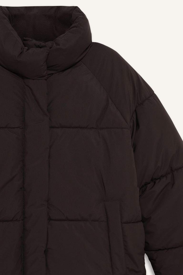 DeFactoFit Rüzgar Geçirmez Su Geçirmez Regular Fit Fermuarlı Çıtçıtlı Şişme Mont