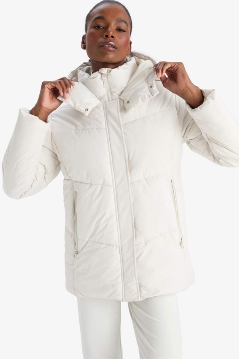Jacket imperméable à capuche avec doublure polaire de DefactoFit