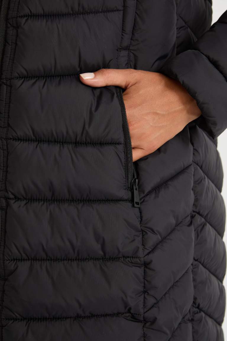 DeFactoFit Hooded Slim Fit Quilted Waterproof Long Puffer Jacket