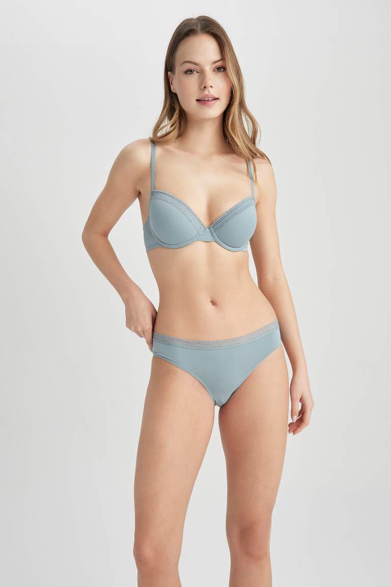 Fall in Love Dantel Detaylı Micro Brazilian Külot