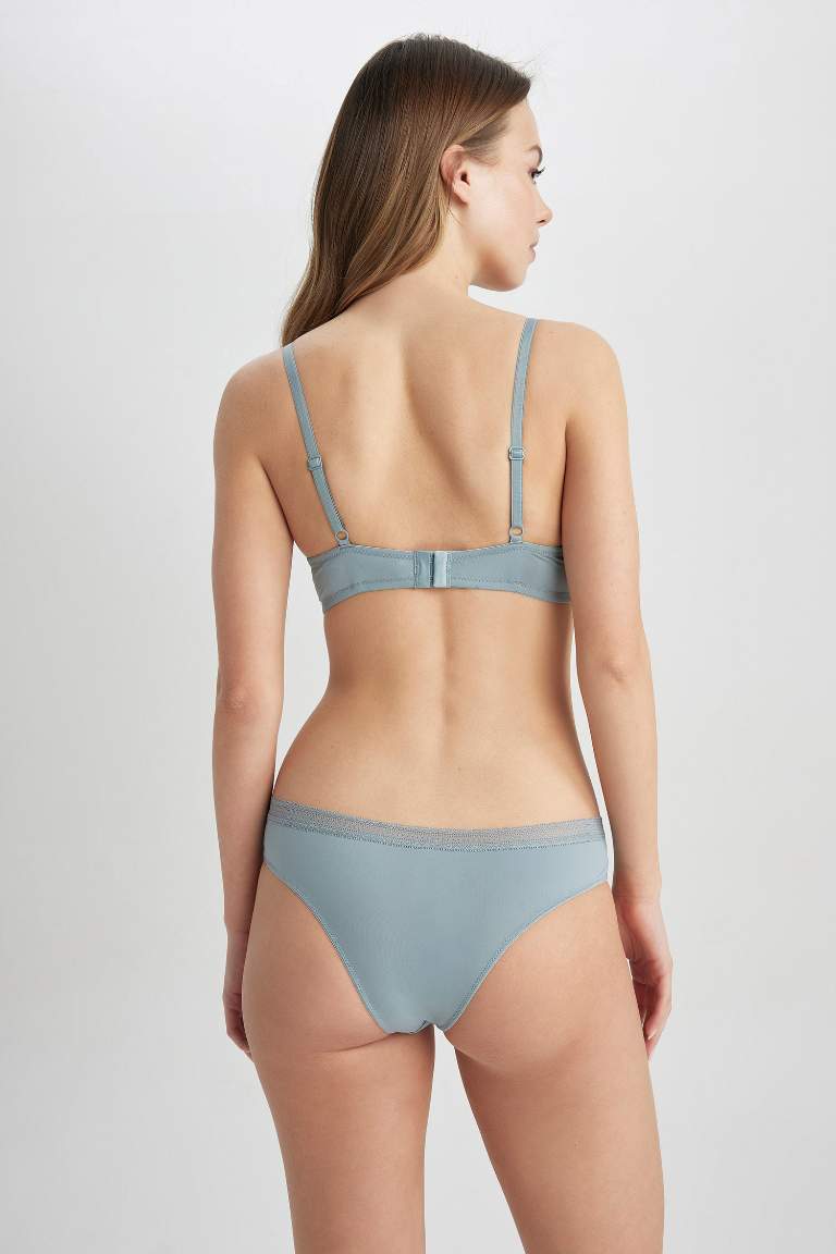 Fall in Love Dantel Detaylı Micro Brazilian Külot