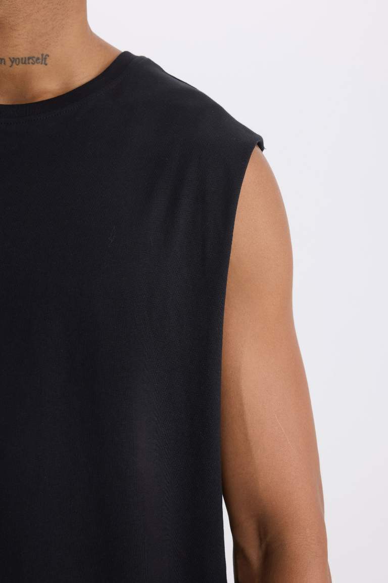 DeFactoFit Boxy Fit Bisiklet Yaka Basic Düz Sporcu Atlet