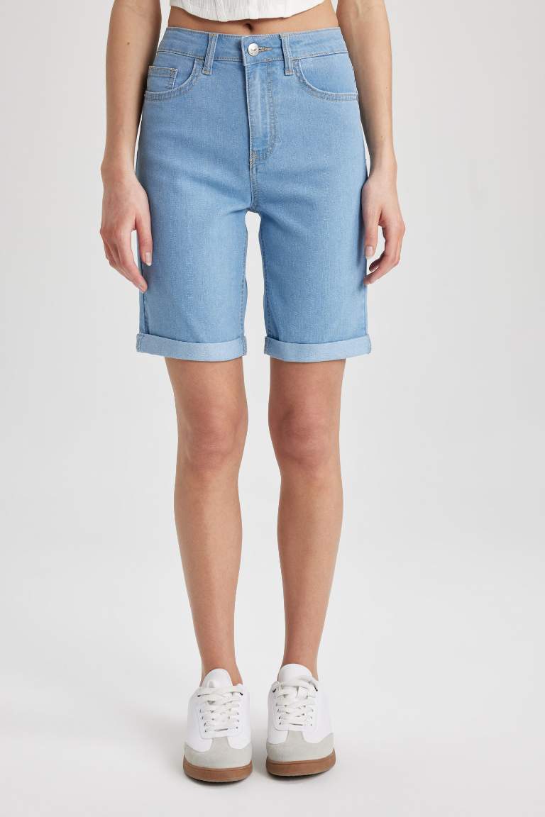 Normal Waist Fold Leg Jean Bermuda