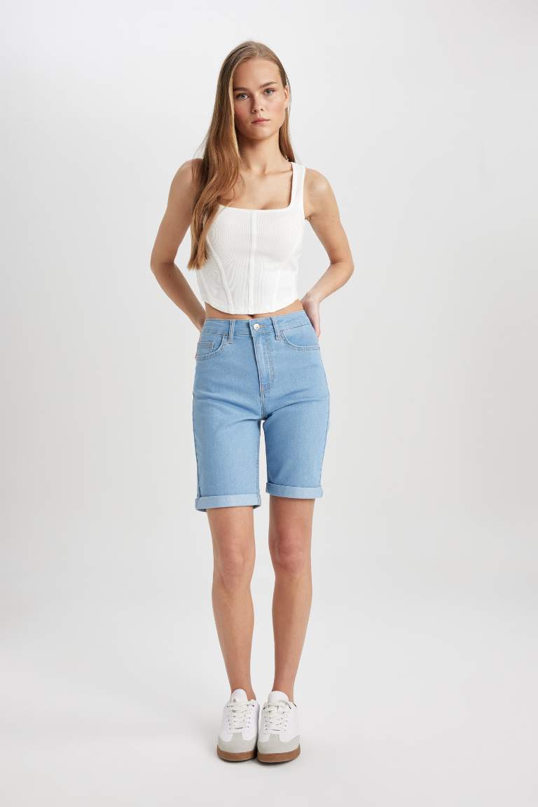 Normal Waist Fold Leg Jean Bermuda