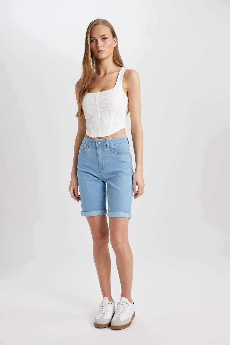 Normal Waist Fold Leg Jean Bermuda