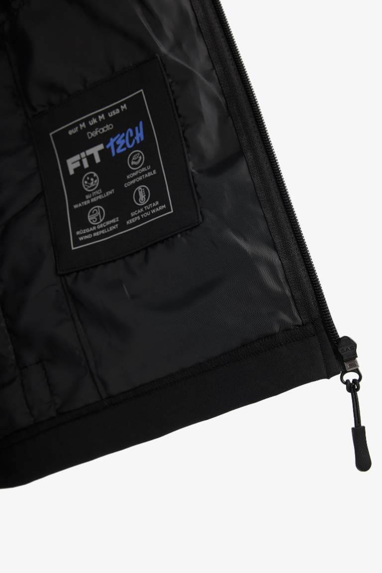 DeFactoFit Su İtici Regular Fit Kapüşonlu Fermuarlı Softshell Yağmurluk