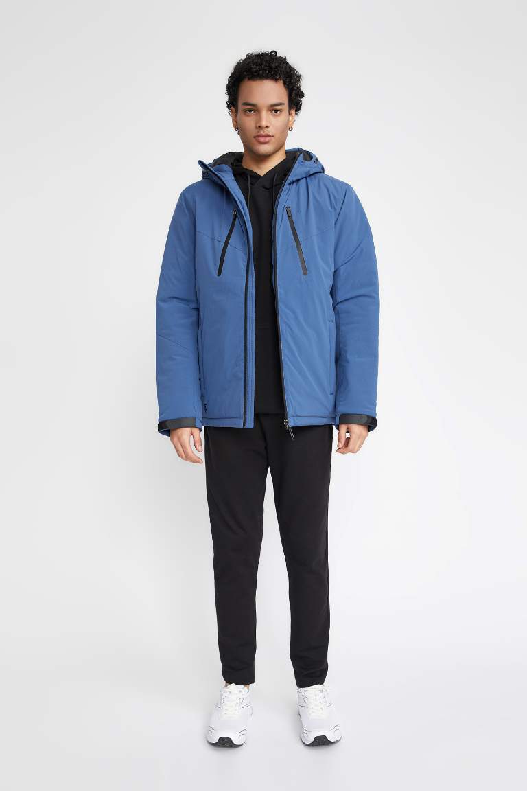 DeFactoFit Su İtici Slim Fit Dar Kesim Kapüşonlu Polar Astarlı Fermuarlı Su Geçirmez Mont