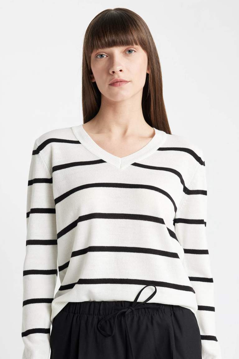 Relax Fit V Neck Soft Texture Striped Basic Pullover