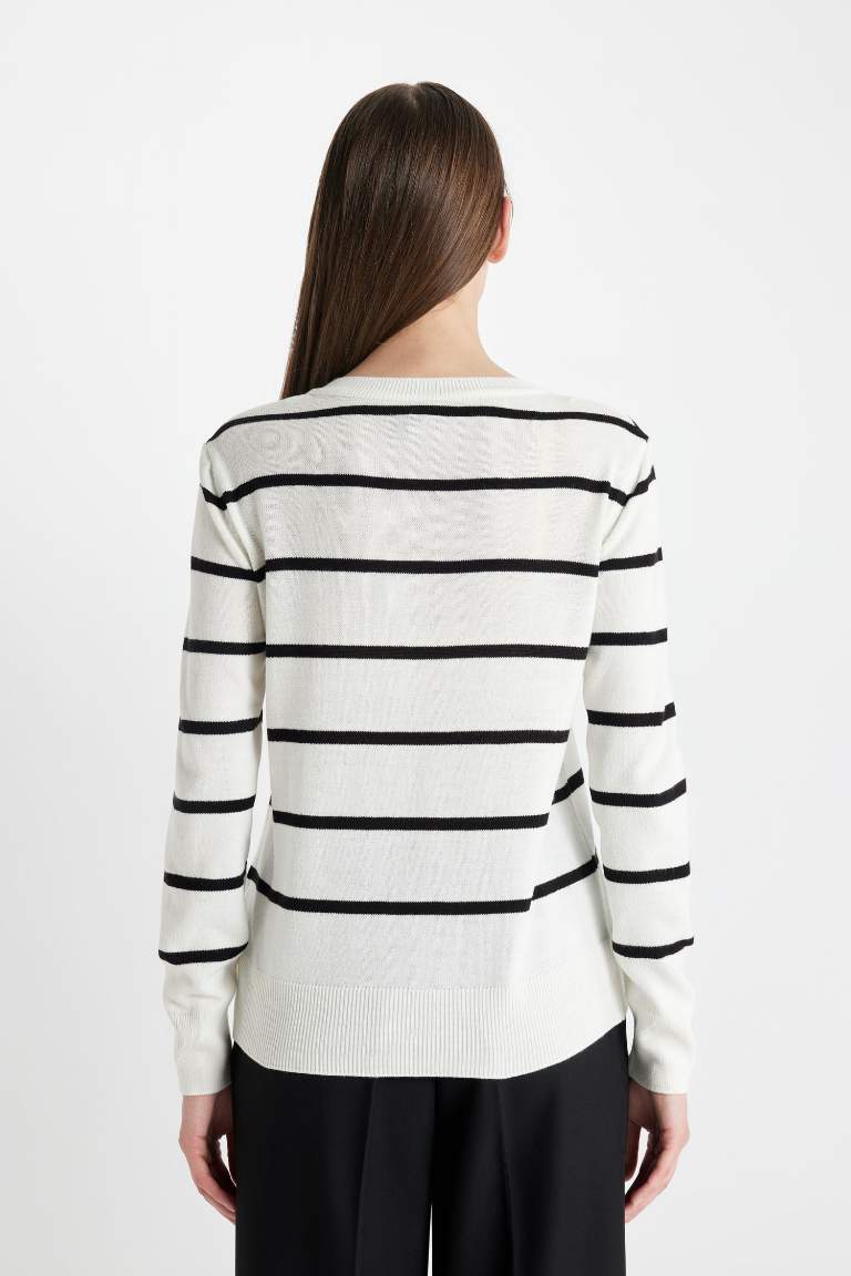 Relax Fit V Neck Soft Texture Striped Basic Pullover