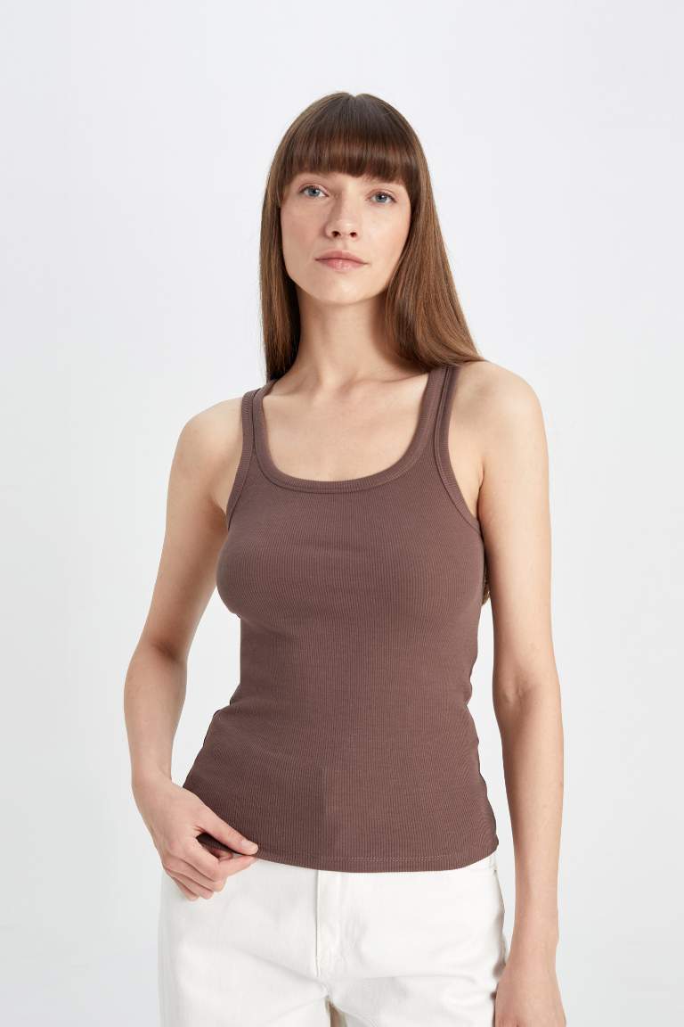 Slim Fit Camisole Round Collar Tank Top