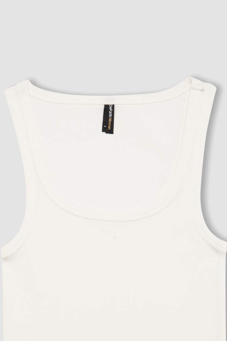 Slim Fit Camisole Round Collar Tank Top