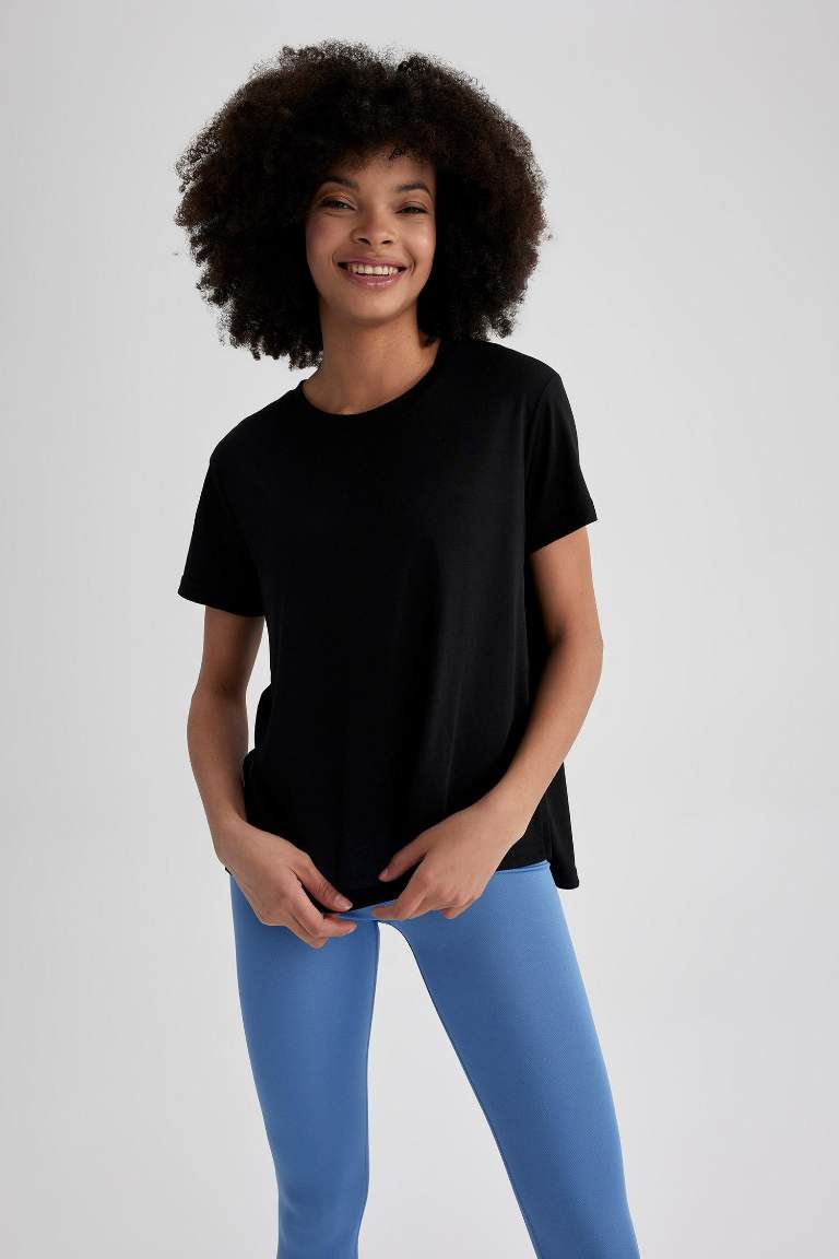 DeFactoFit Standard Fit Crew Neck T-Shirt