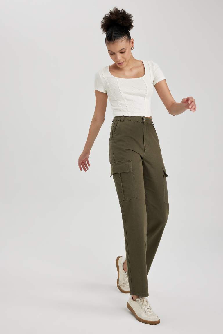 Khaki WOMAN Straight Fit Cargo Gabardine Cotton Trousers 2808249 | DeFacto