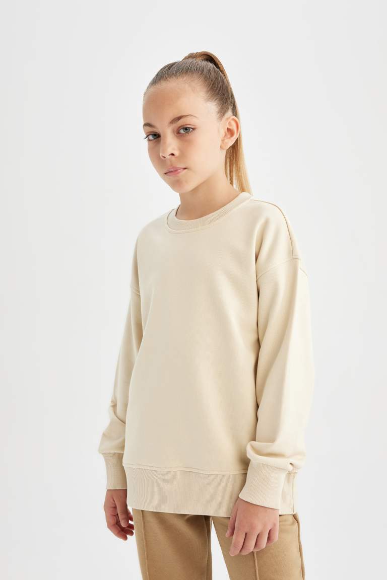 Girl Crew Neck Basic Sweatshirt