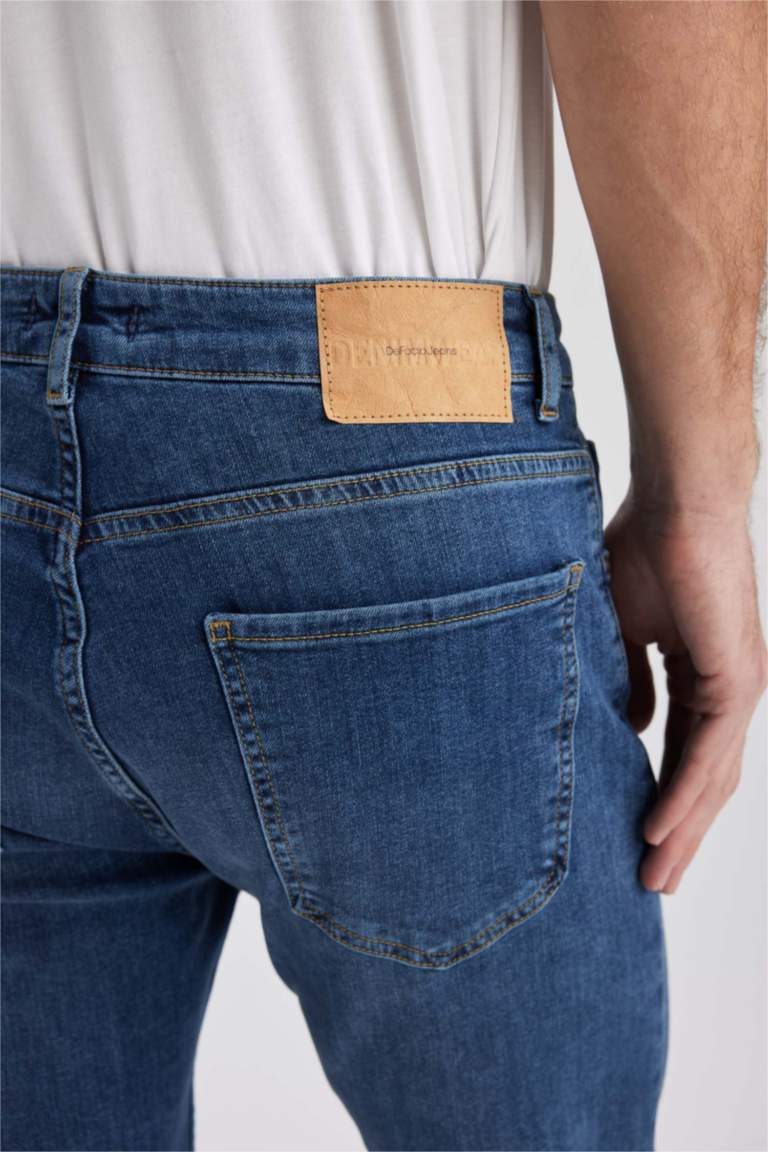 Blue MAN Sergio Regular Fit Normal Mold Normal Waist Pipe Leg Jeans 2797312 DeFacto