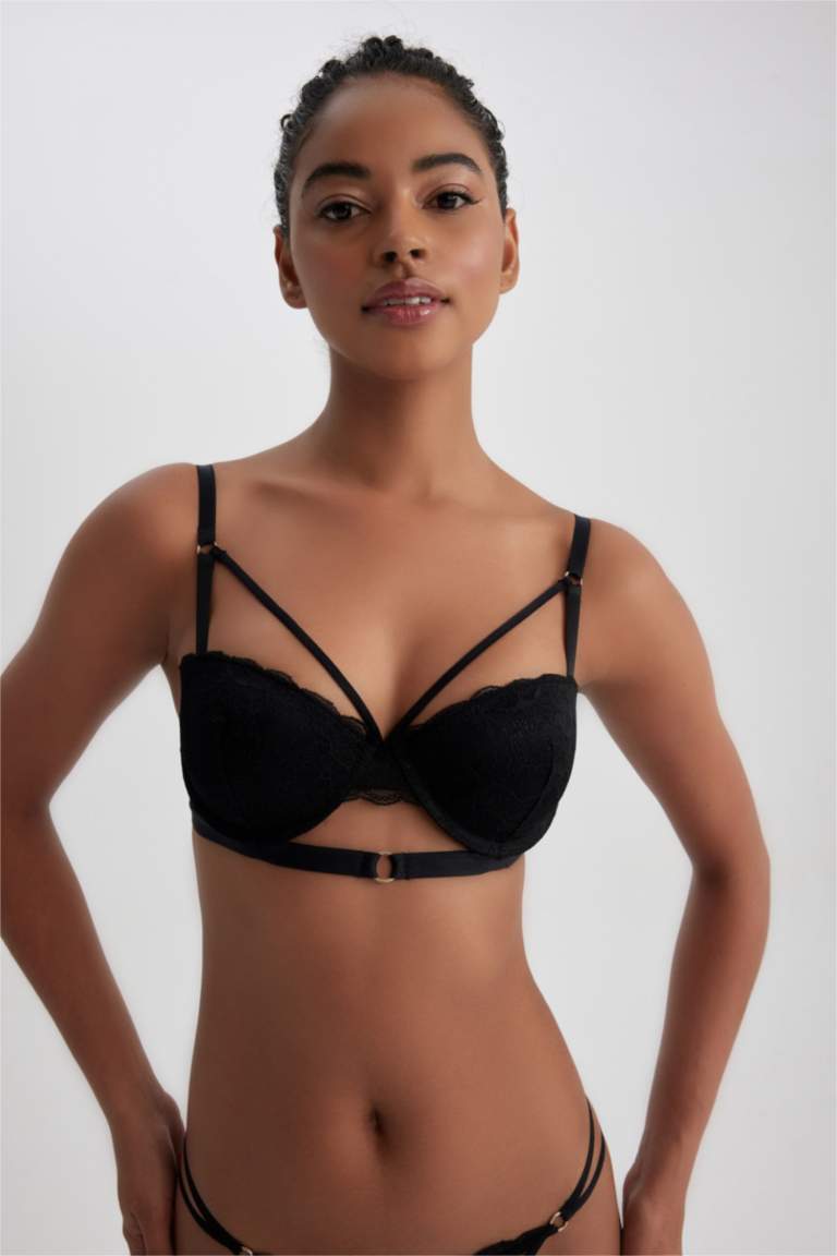 حمالة صدر برا بوش اب بالدانتيل من Fall In Love