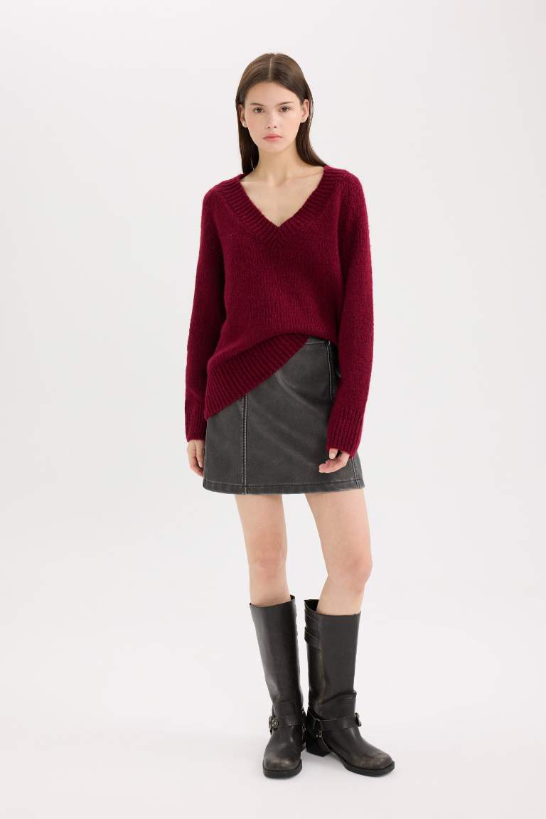 Oversize Geniş Kalıp V Yaka Basic Düz Bordo Triko Kazak