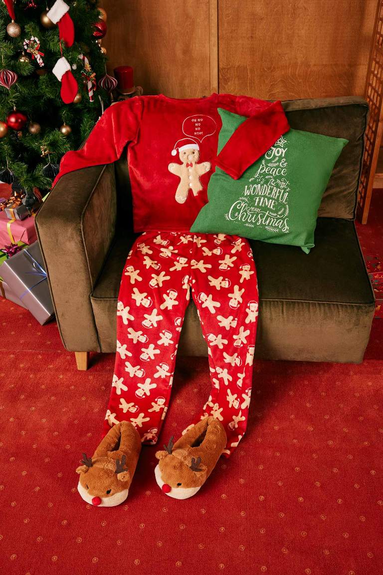 Fall in Love Yılbaşı Temalı Pijama Takımı Polar Uzun Kollu Üst Esnek Belli Uzun Alt