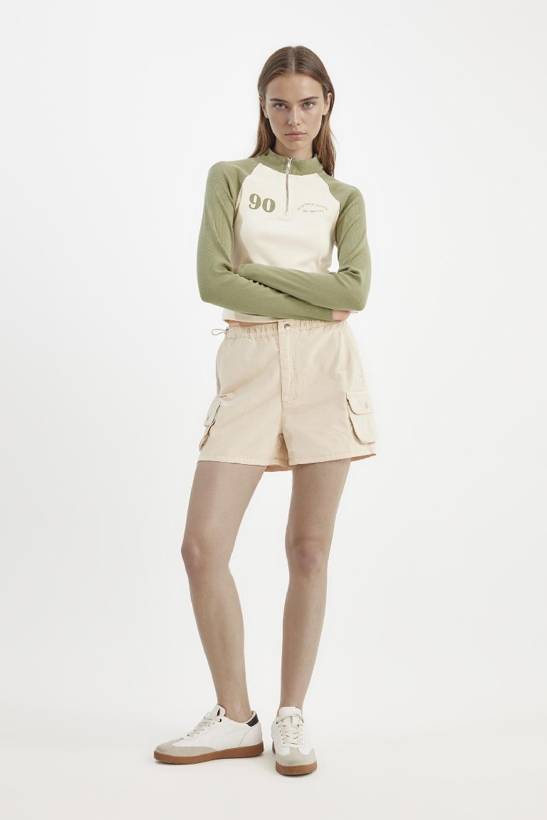 Regular Fit Normal Waist Short Gabardine Shorts
