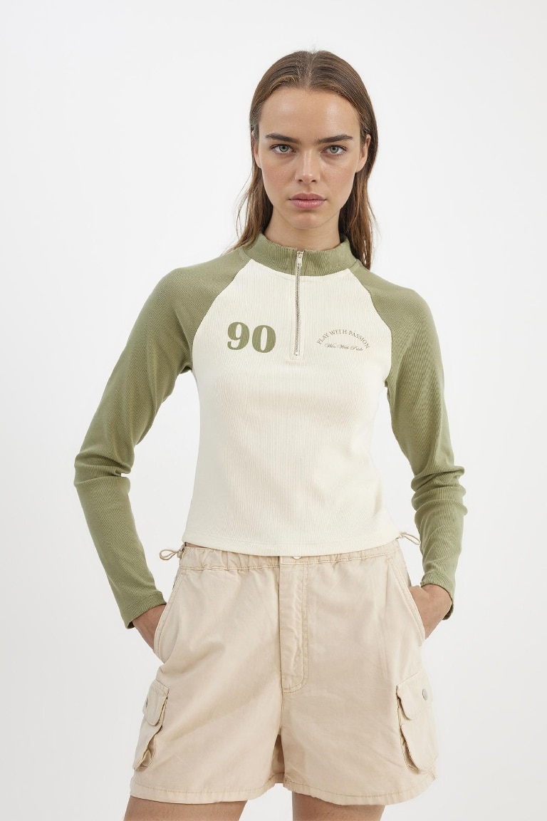 Regular Fit Normal Waist Short Gabardine Shorts