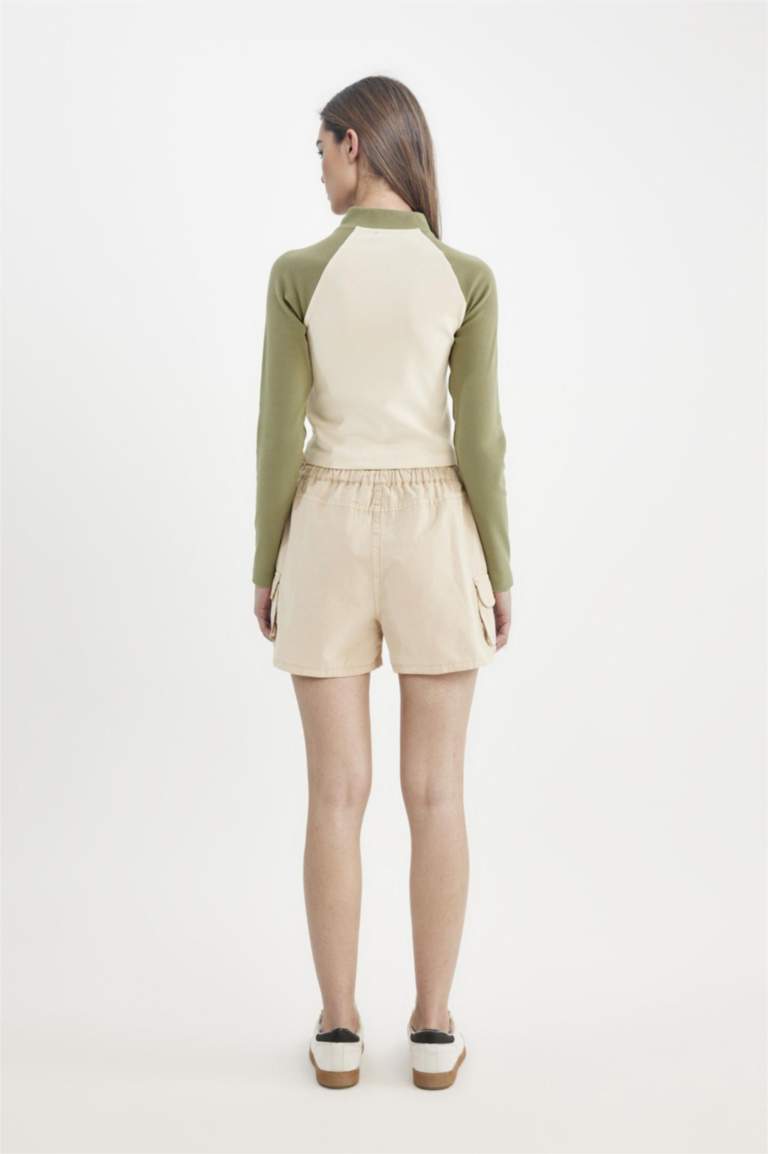 Regular Fit Normal Waist Short Gabardine Shorts