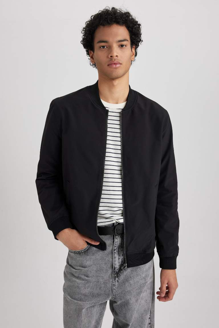 Black MAN Slim Fit Bomber Jacket 2795344 | DeFacto