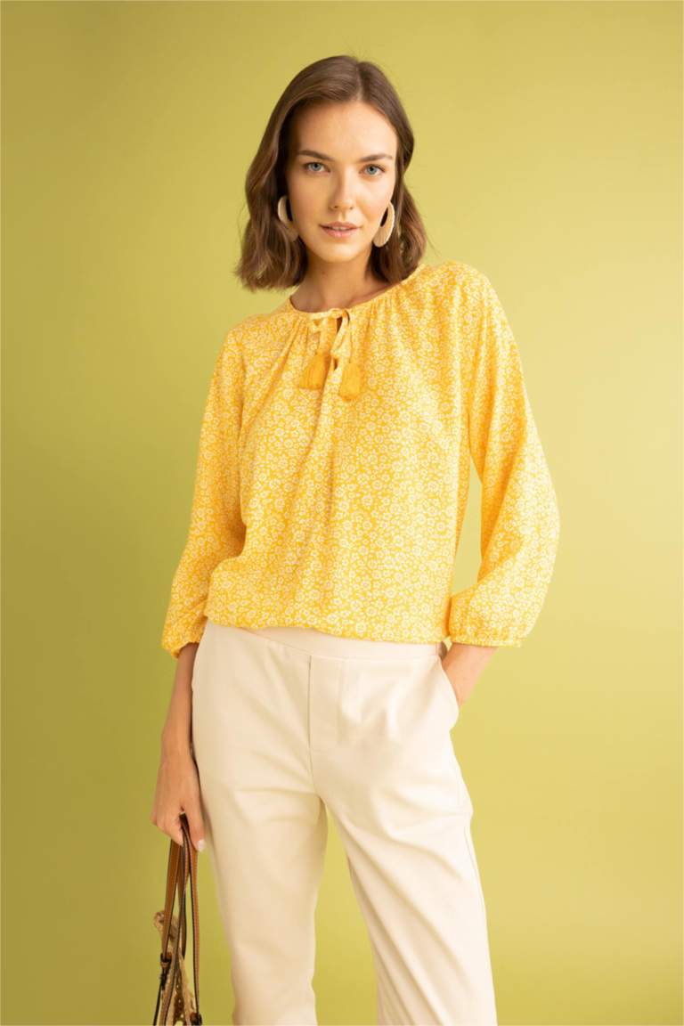 Yellow WOMAN Regular Fit Round Neck Long Sleeve Blouse 2817701 DeFacto