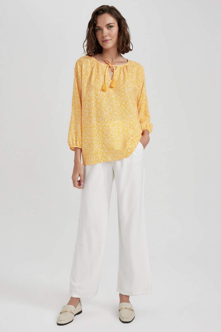 Yellow WOMAN Regular Fit Round Neck Long Sleeve Blouse 2817701 | DeFacto