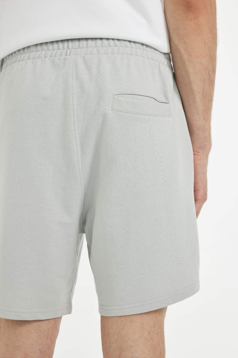 Slim Fit Super Skinny Hem Shorts