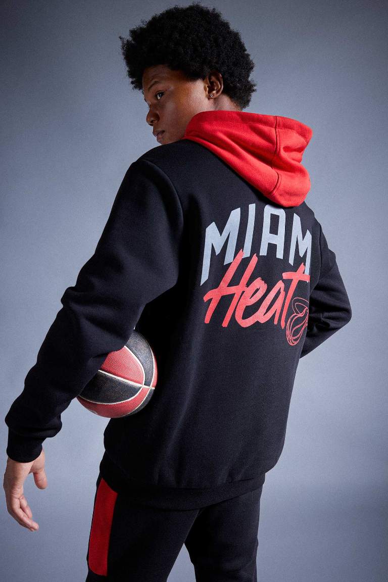DeFactoFit NBA Miami Heat Regular Fit Kapüşonlu Kalın Sweatshirt