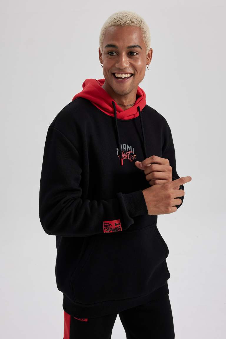 DeFactoFit NBA Miami Heat Regular Fit Kapüşonlu Kalın Sweatshirt