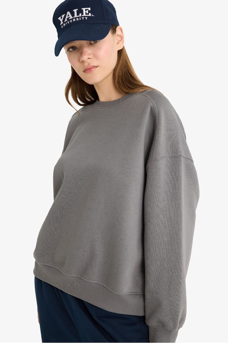 Coool Oversize Geniş Kalıp Bisiklet Yaka Kalın Basic Düz Sweatshirt