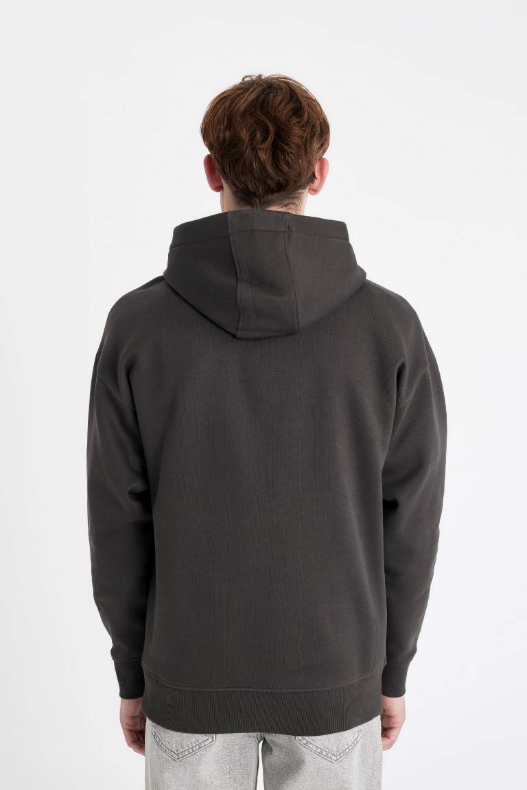 Oversize Fit Hooded Basic Sweatshirt