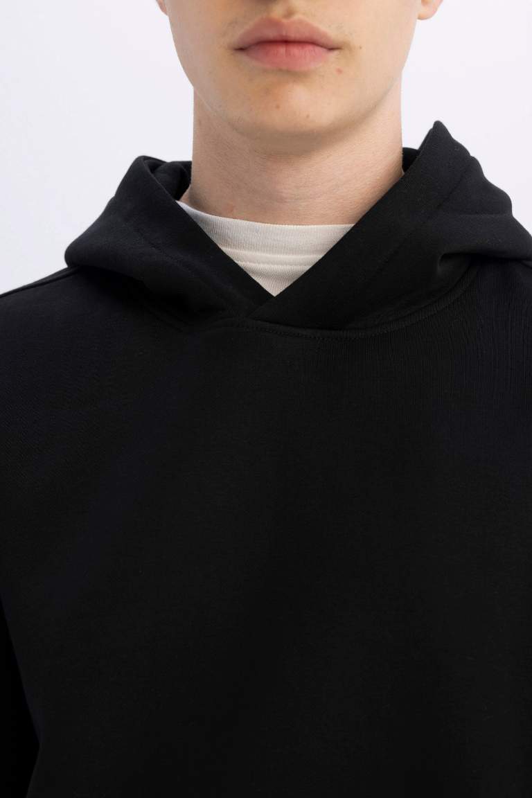 Oversize Fit Hooded Basic Sweatshirt