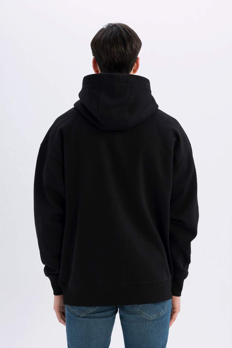 Oversize Fit Hooded Basic Sweatshirt