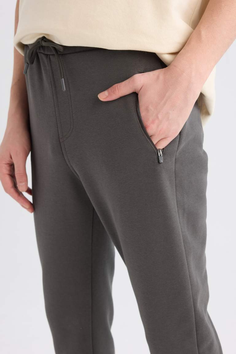 Slim Fit Rib Hem Zipper Pocket Sweatpants