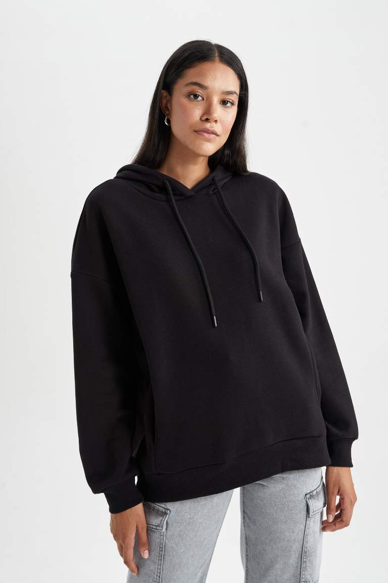 Black WOMAN Oversize Fit Long Sleeve Sweatshirt 2911161 | DeFacto