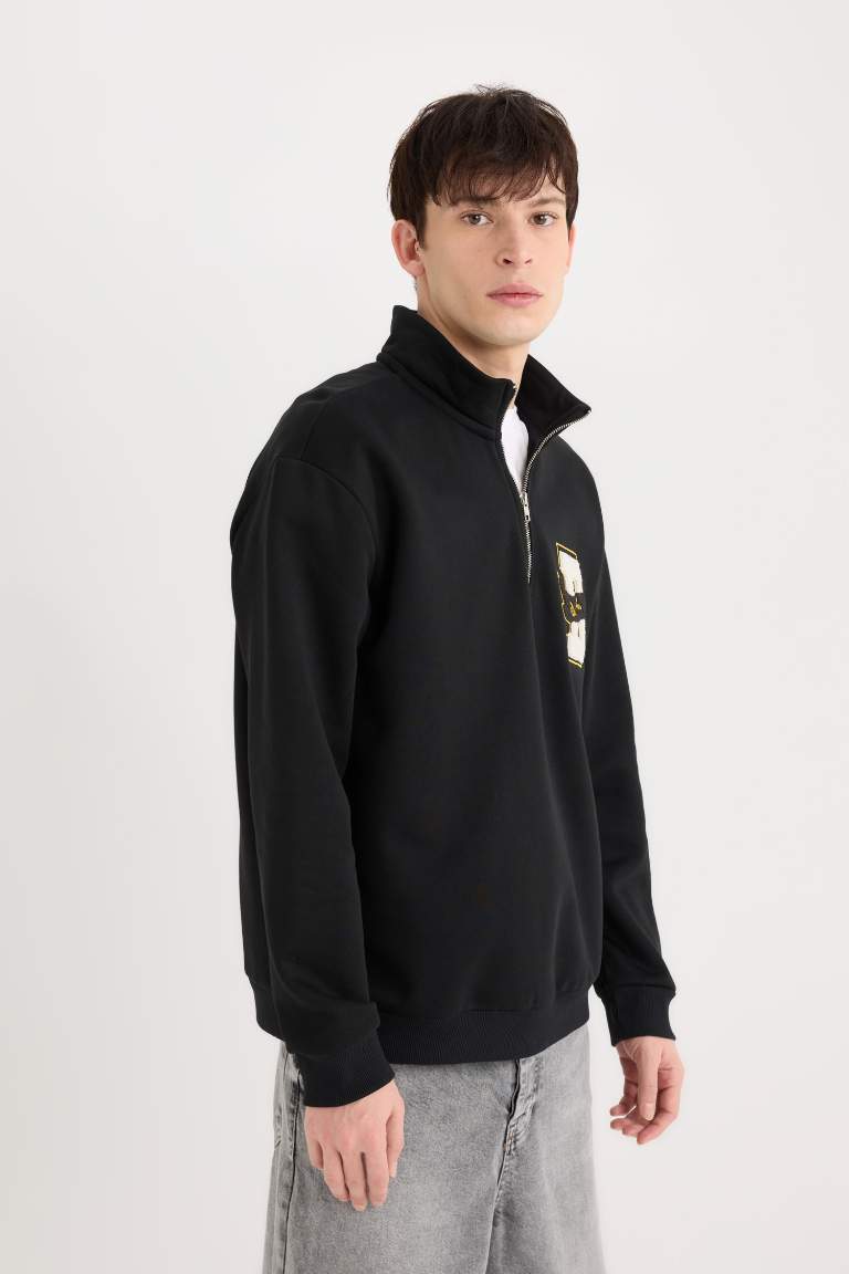 Regular Fit Dik Yaka Fermuarlı Baskılı Sweatshirt