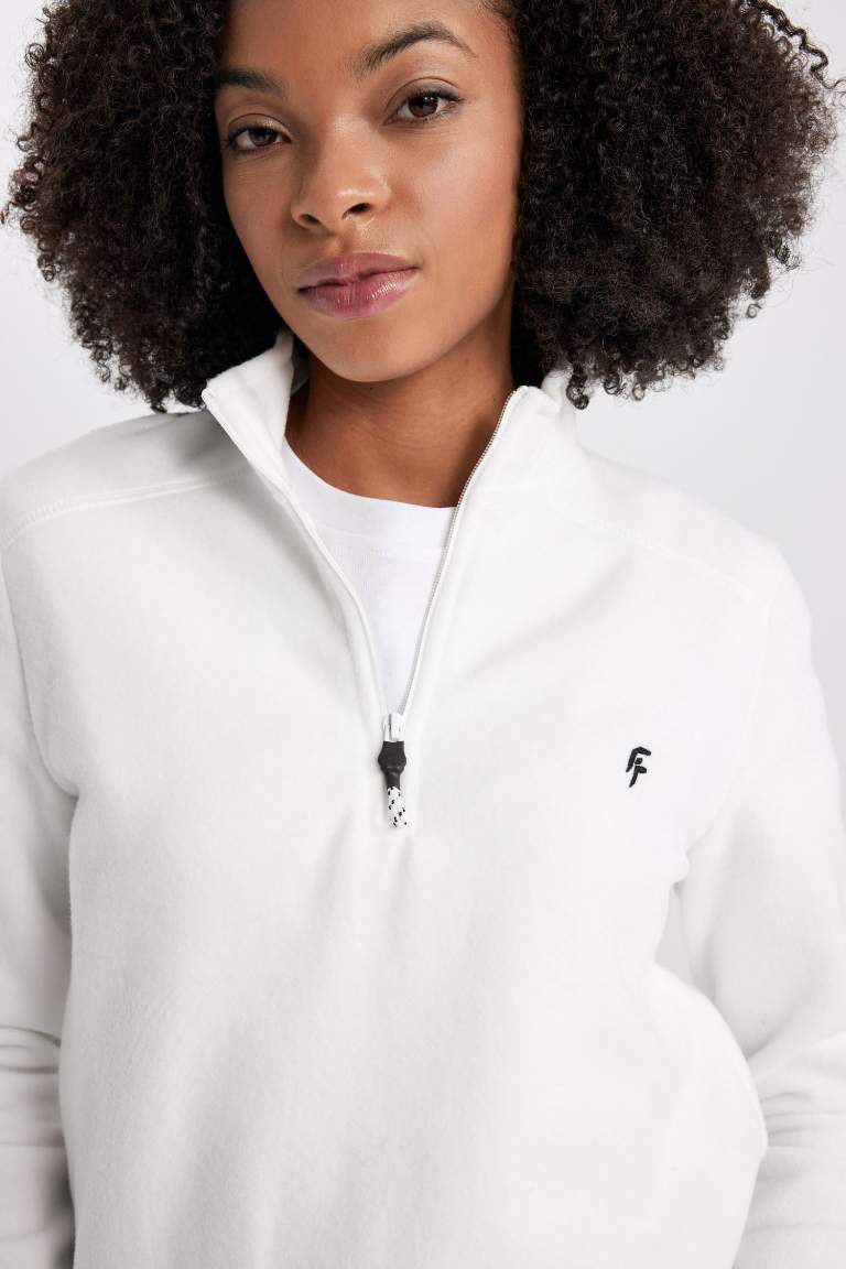 DeFactoFit Standard Fit Fleece Sweatshirt