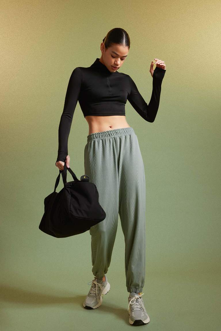 DeFactoFit Standart Fit Çift Cepli Paçası Lastikli Standart Boy Sporcu İnce Eşofman Altı