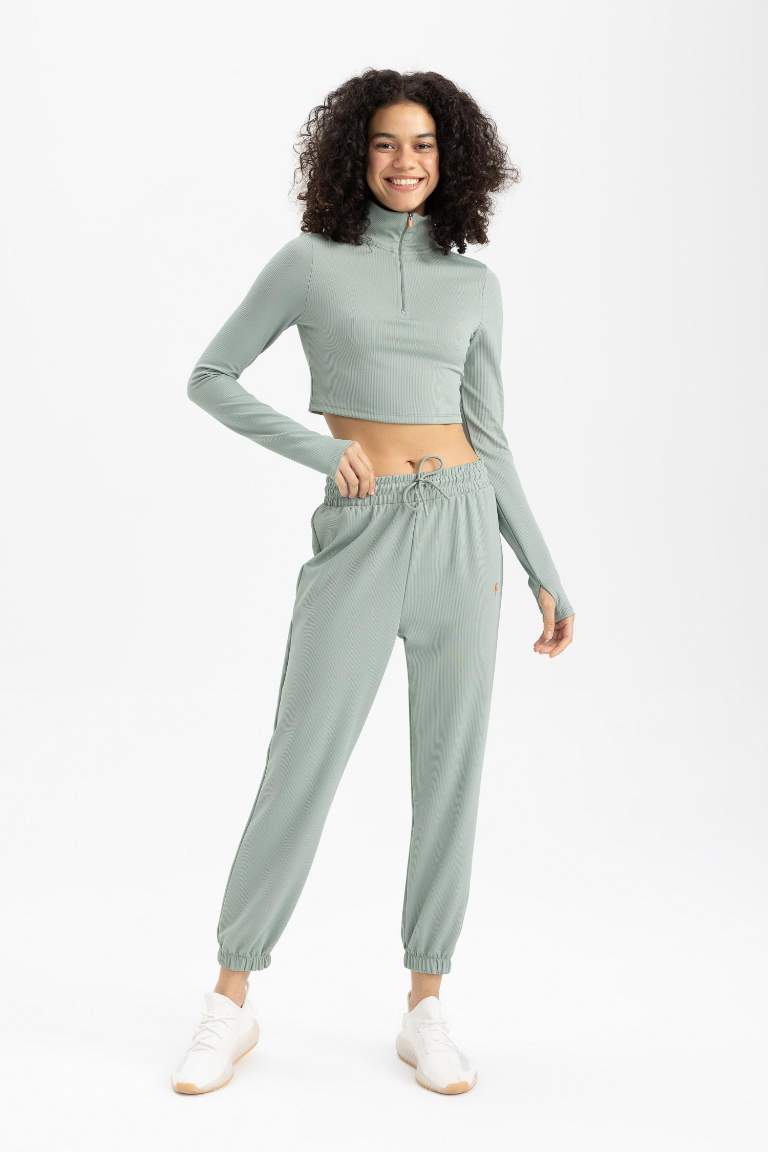 DeFactoFit Standart Fit Çift Cepli Paçası Lastikli Standart Boy Sporcu İnce Eşofman Altı