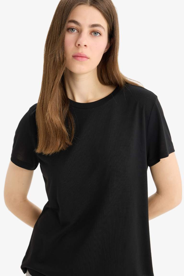 Regular Fit Crew Neck Basic T-Shirt