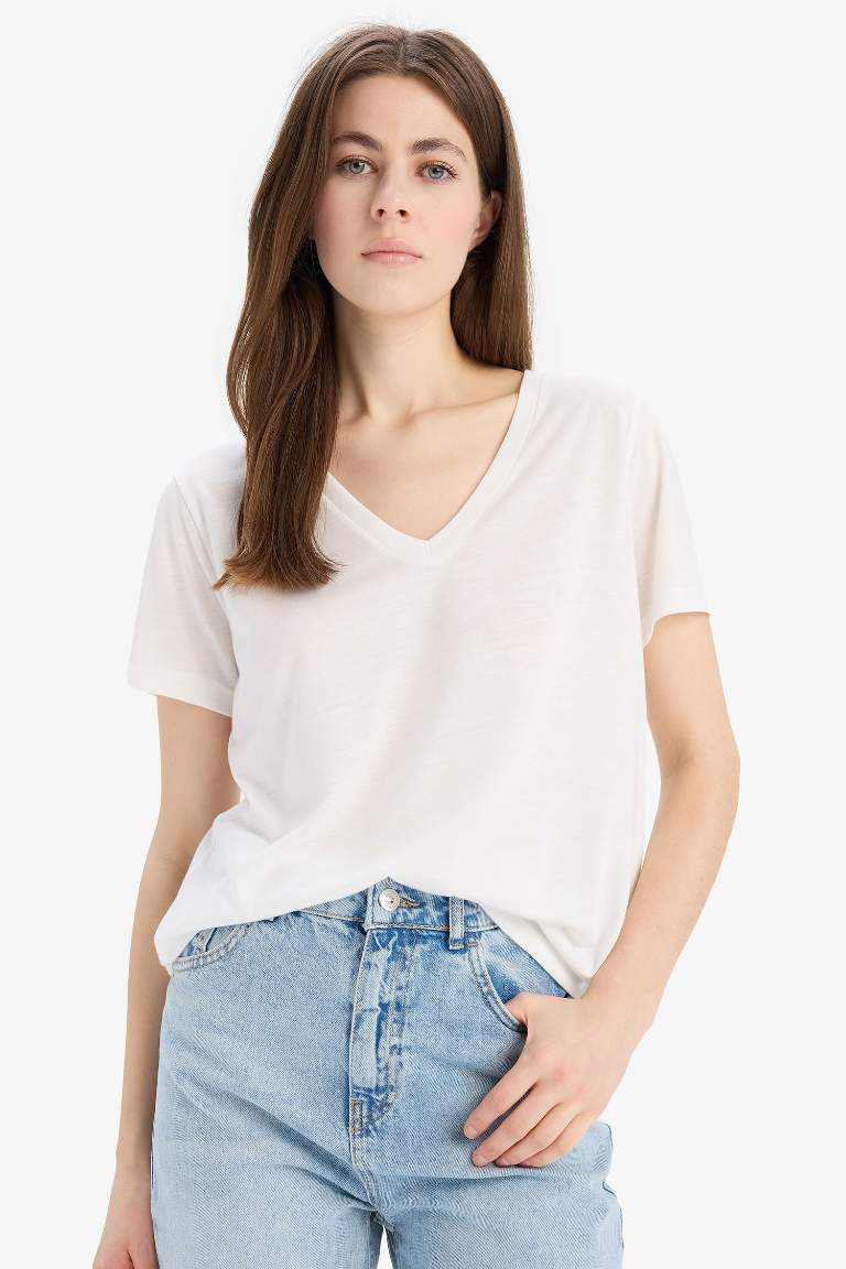 Regular Fit V Neck Basic T-Shirt